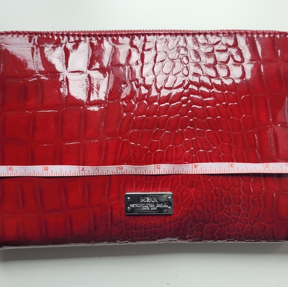 Red snake leather imitation handbag - Picture 5 of 7